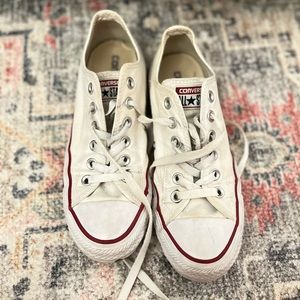Converse Size 7